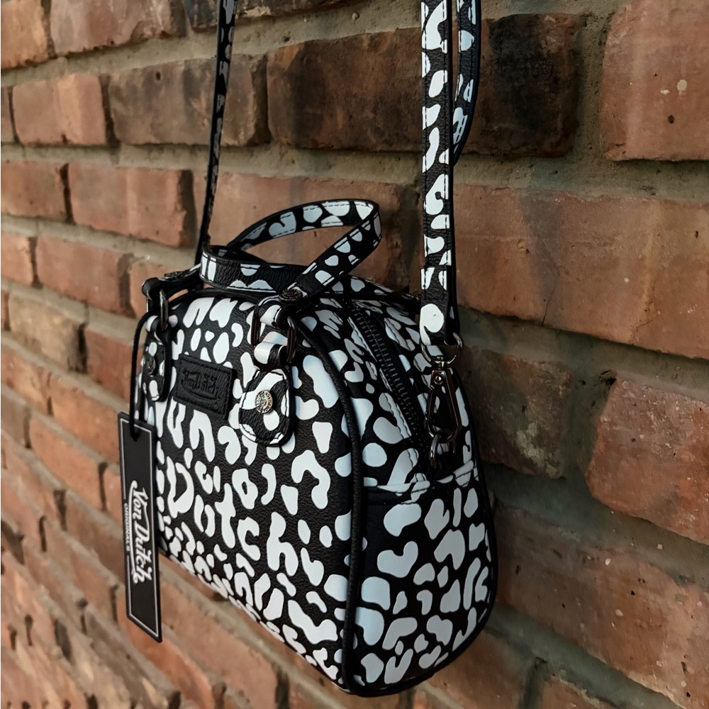 Von Dutch Black & White Leopard Logo Dome Satchel Bag - Picture 4 of 6